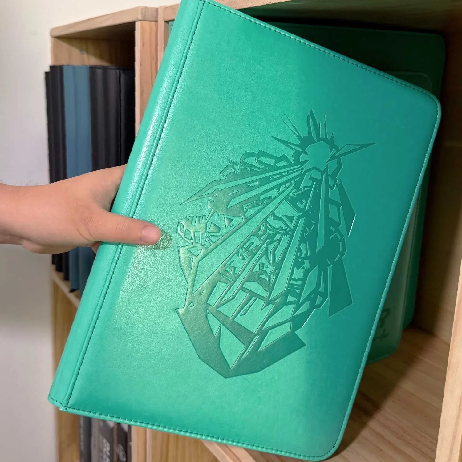 Venusaur Card Binder - Image 8